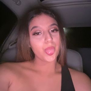 Meet your Posher, Ivette